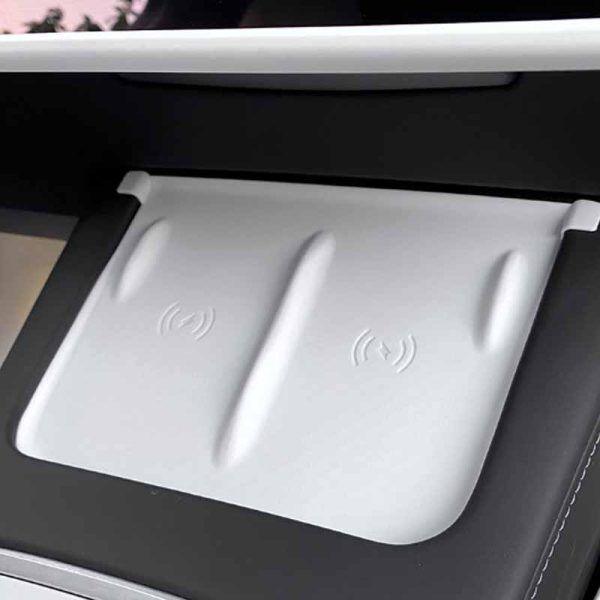 Thích hợp cho Tesla Model 3 Y điều khiển trung tâm Điện thoại di động Không dây Sạc silicone Sidenact Cartifact Cart